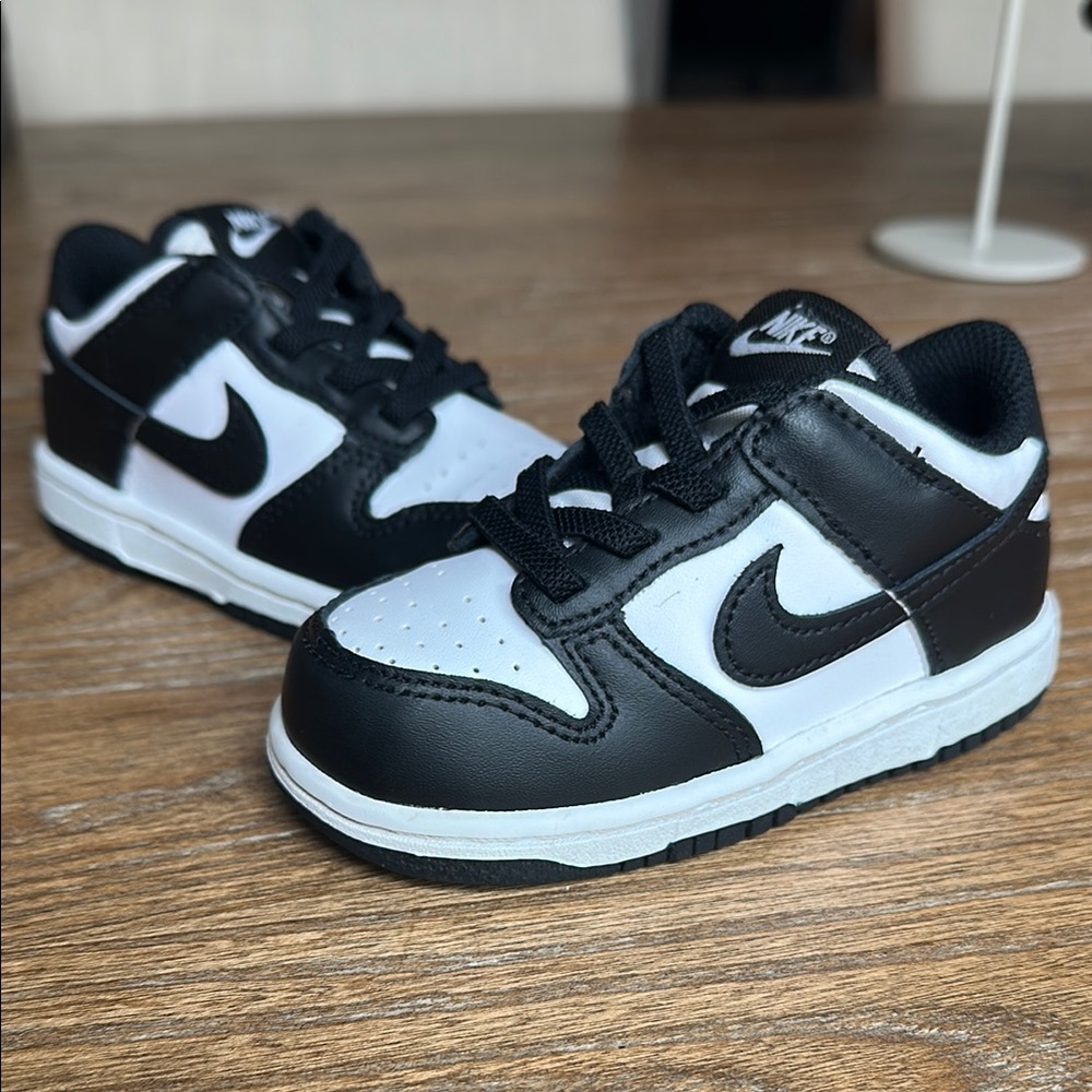 Nike Dunks Panda Toddler 7c